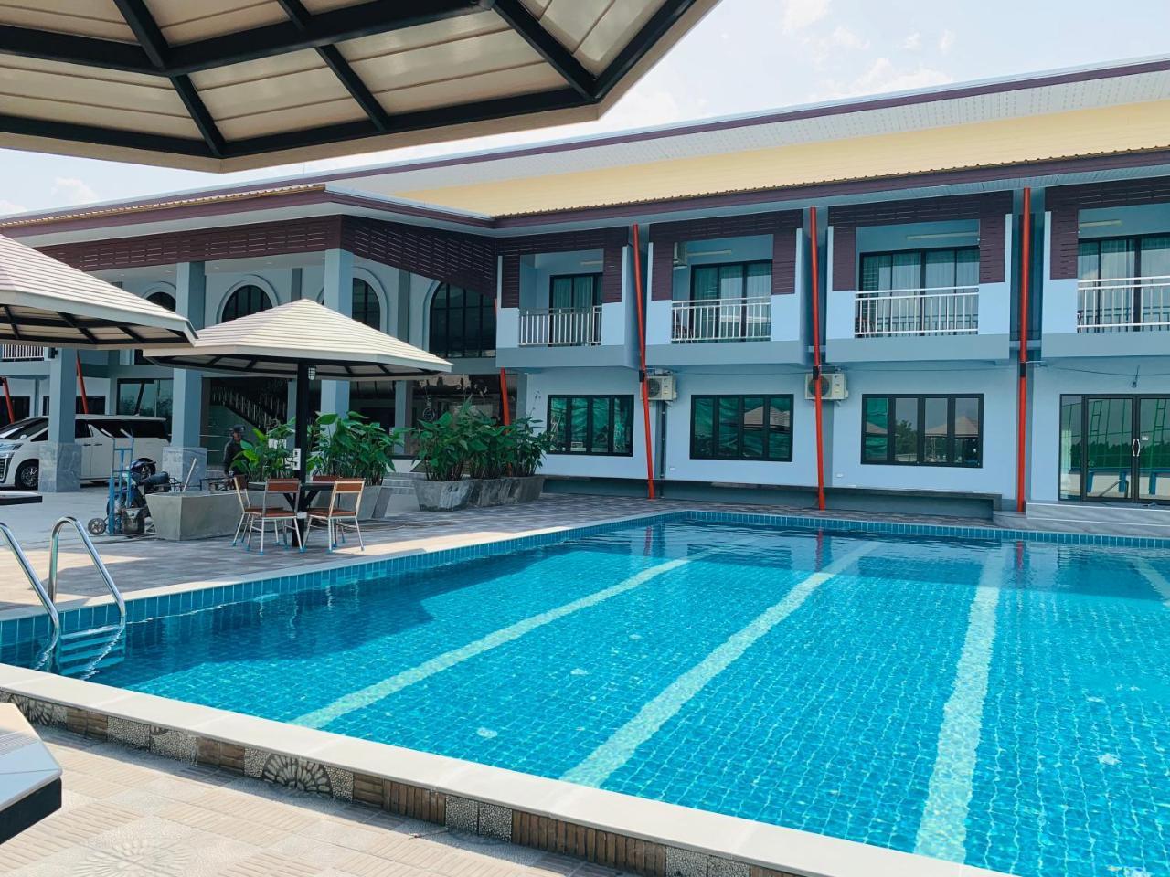 โรงแรมมาลินี Surin Buitenkant foto